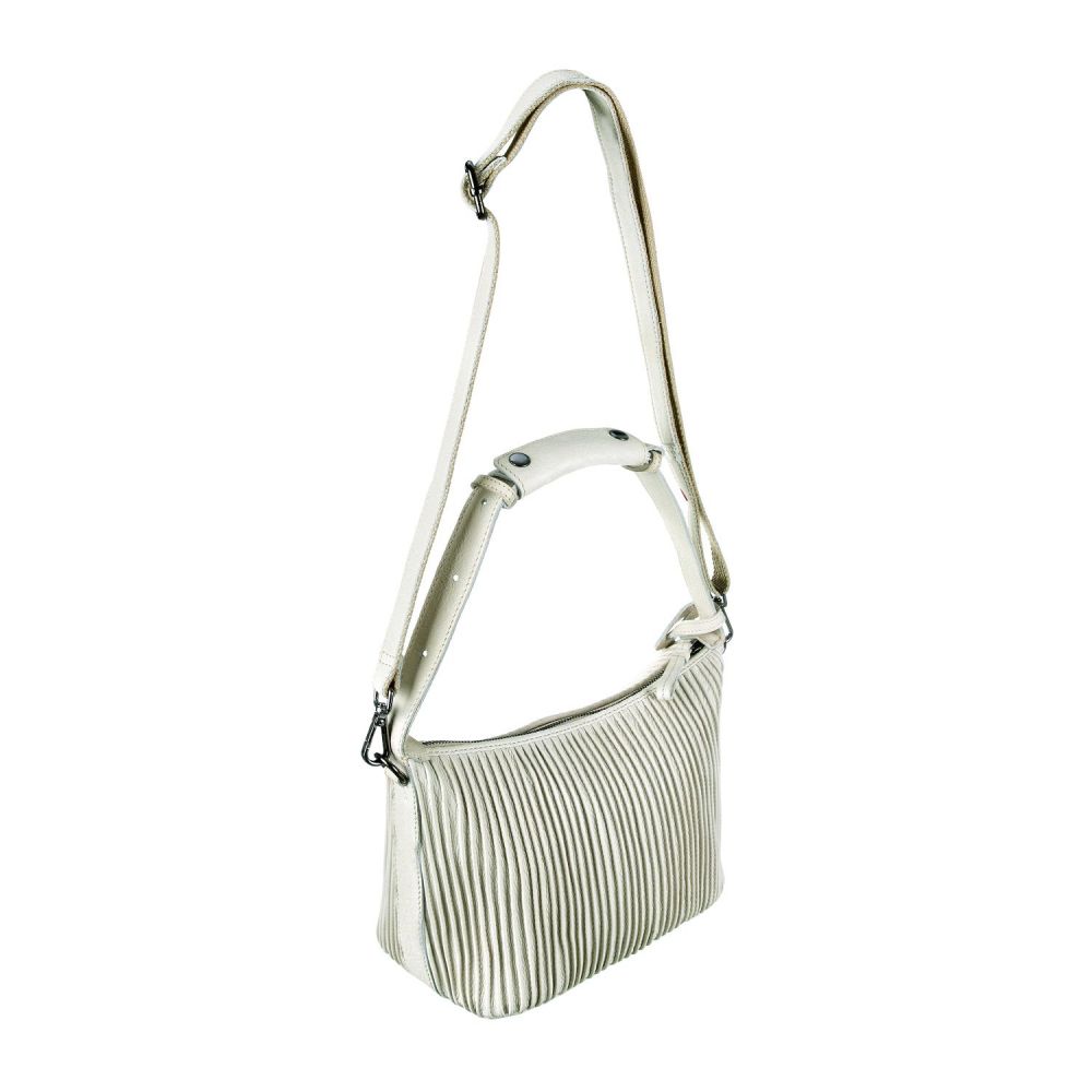 Bull Hunt Larissa-Stone #3