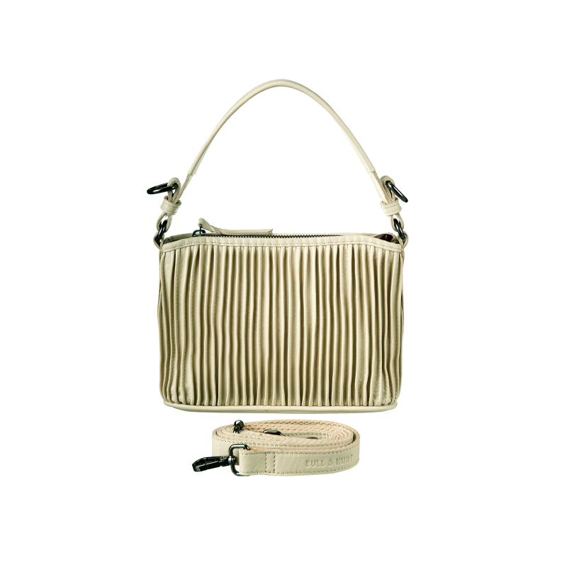 Bull Hunt Loretta-Stone #3