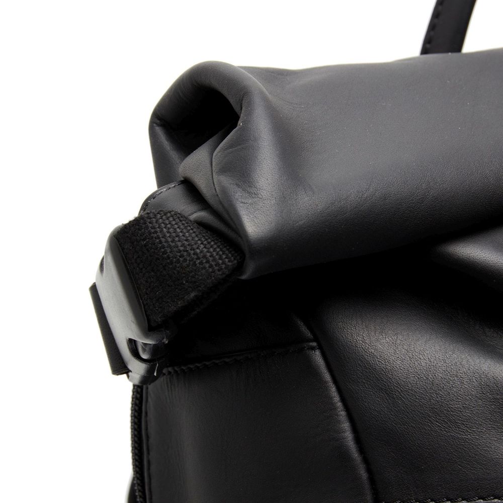 The Chesterfield Brand Mazara Rucksack Black #3