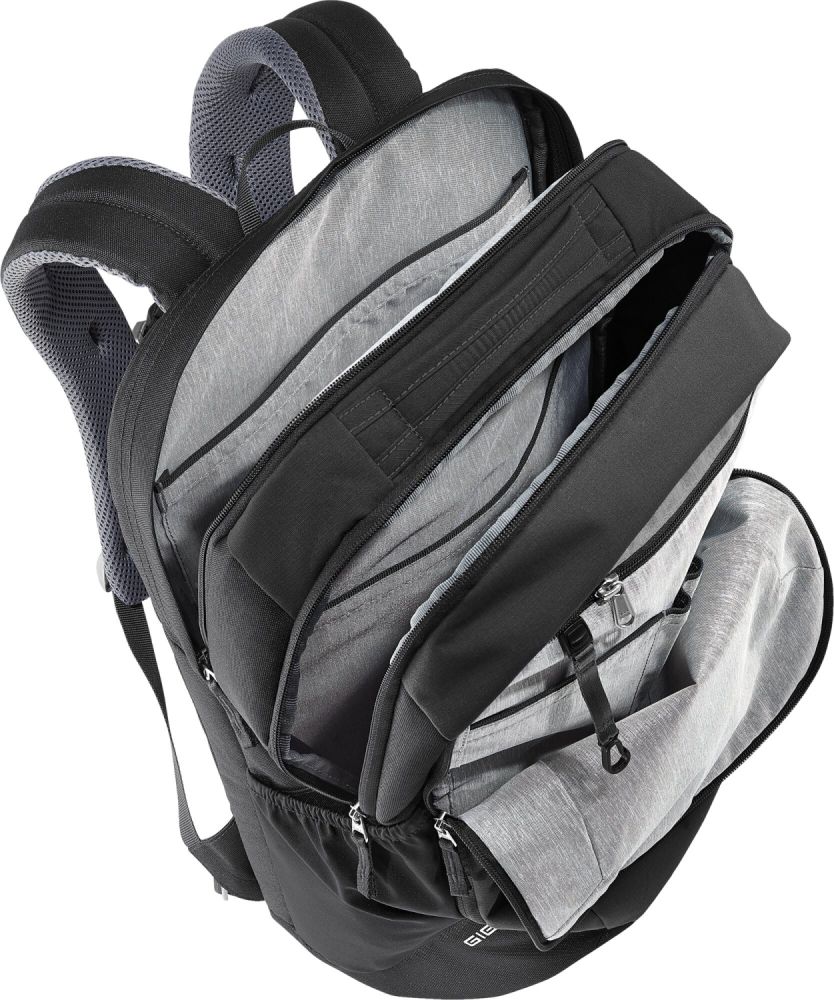 Deuter Giga black #5