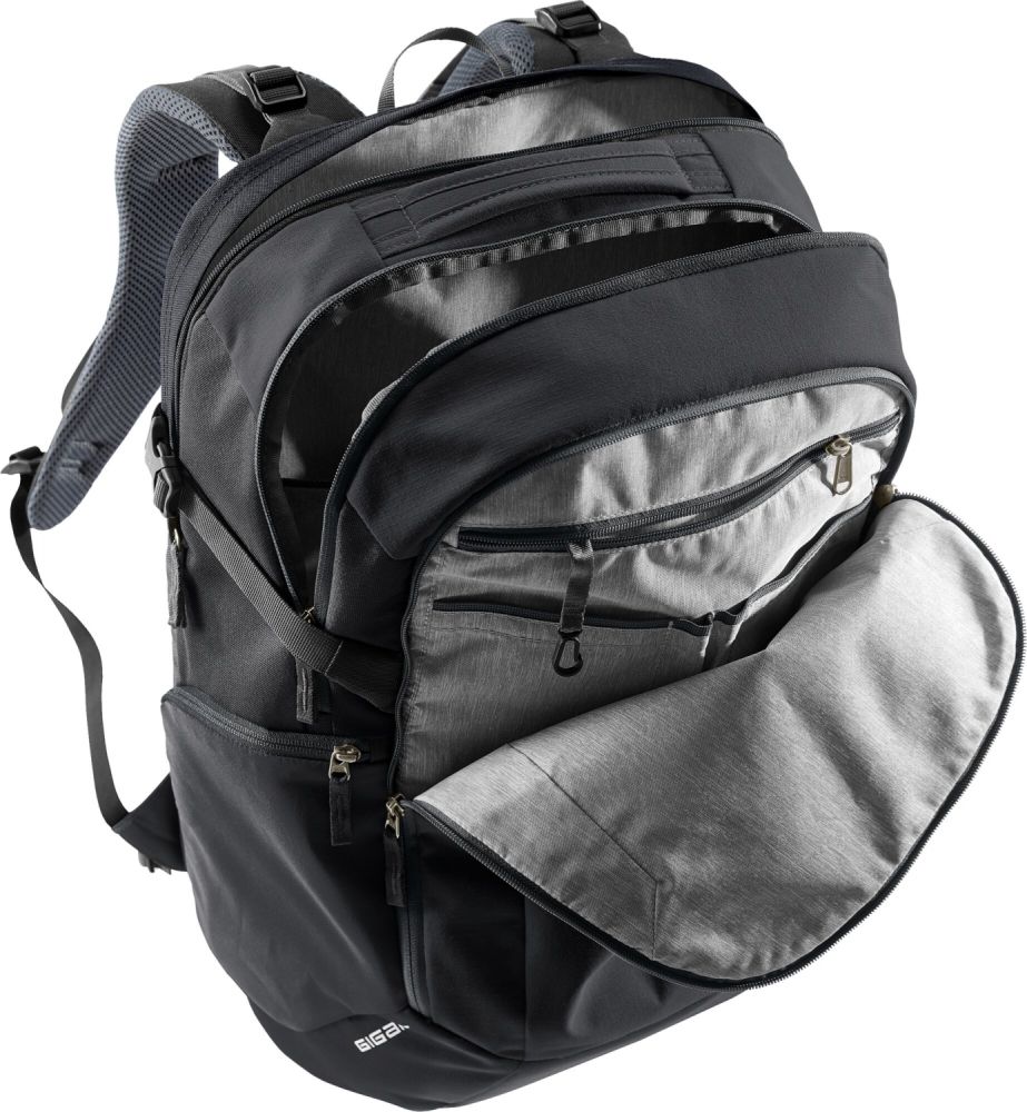 Deuter Gigant black #5